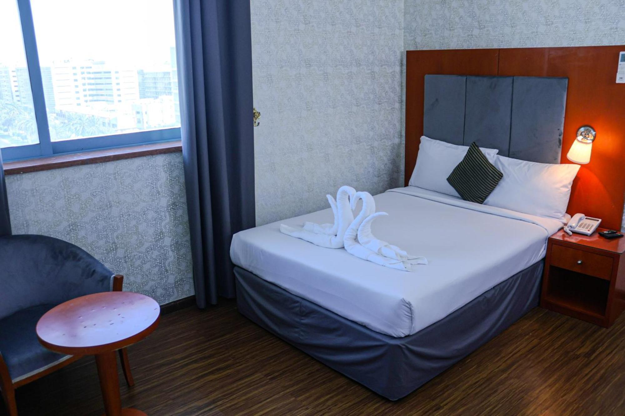 Boonmax Hotel Дубай Экстерьер фото